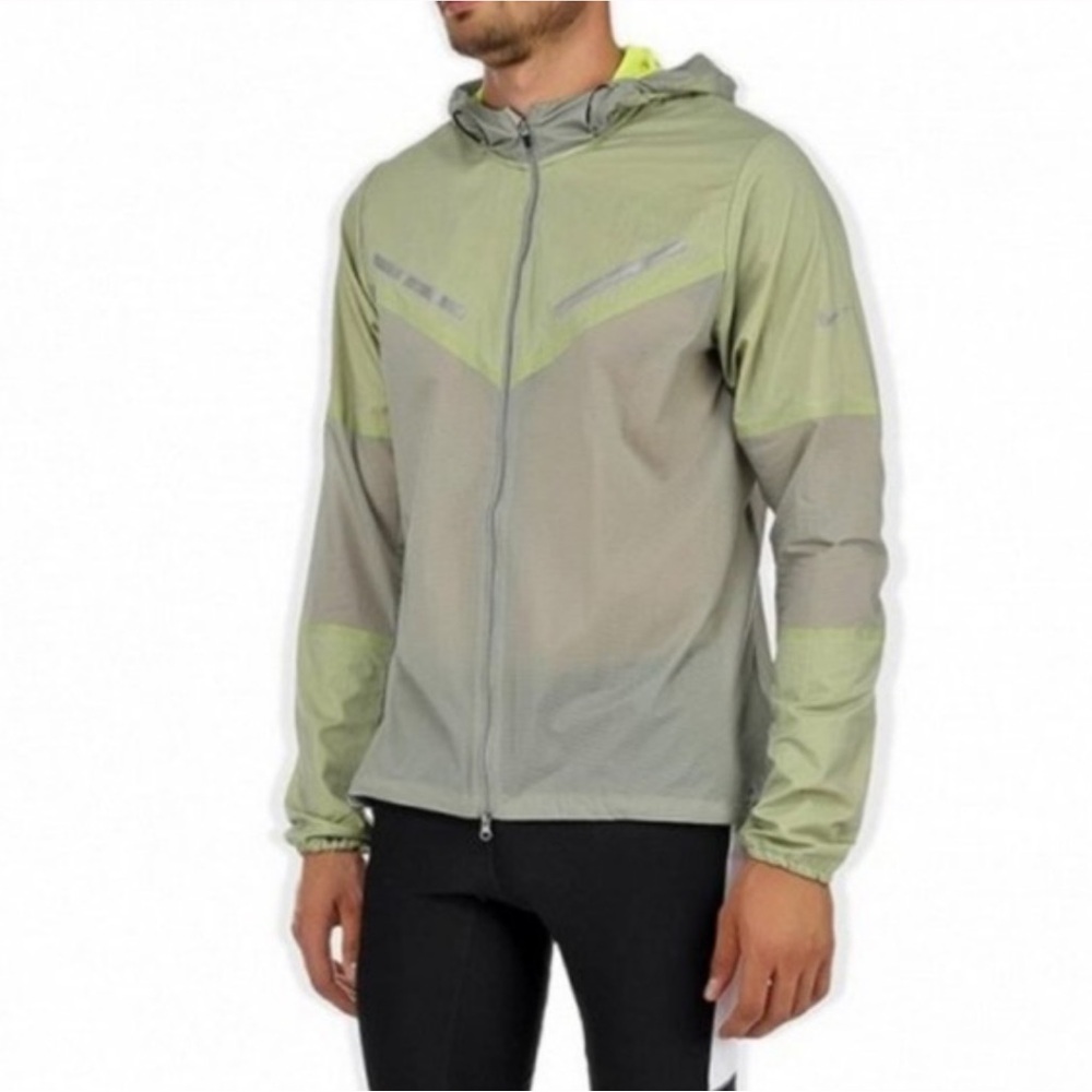 Nike Men's Cyclone Light Weight Jacket Running Hoodie Packable Grey/Green